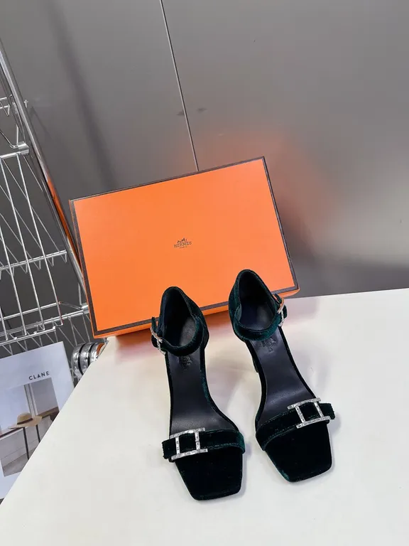 Hermes Shoe 